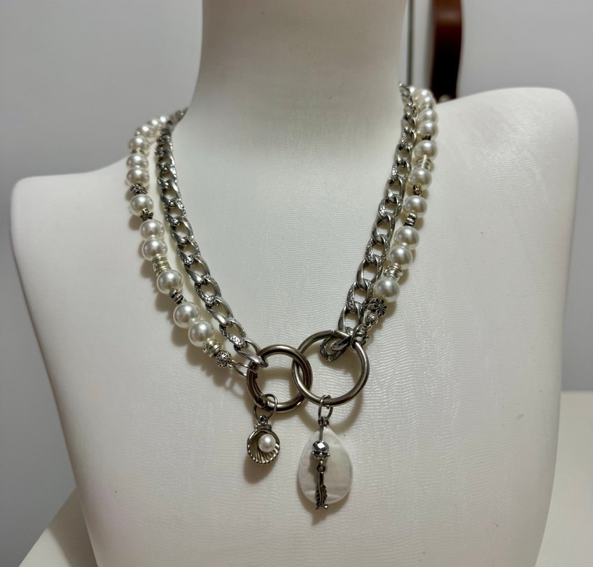 Klasik Zarif Zincir Detaylı Mini İnci Kolye - Görsel 3