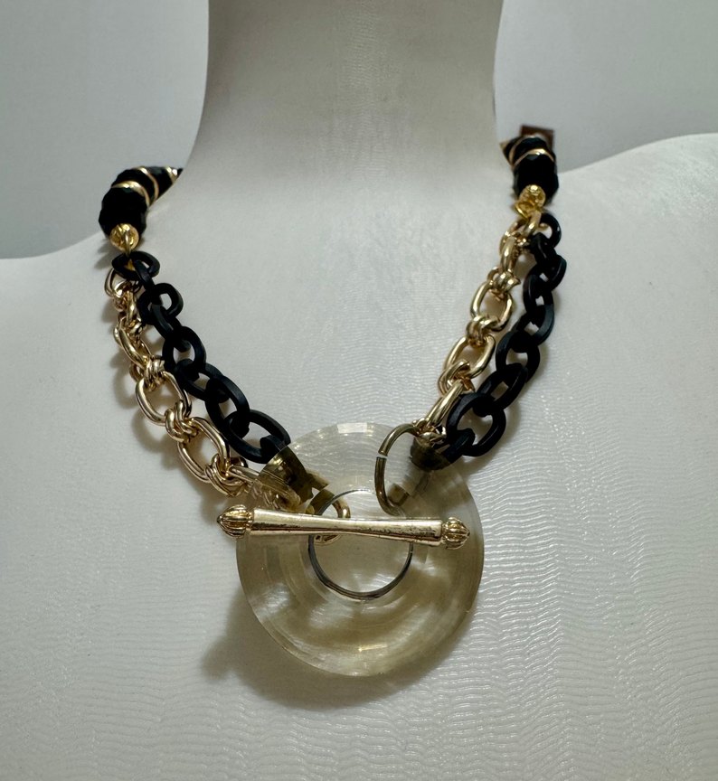 Etnik Desenli Siyah Boncuklu Kısa Kolye - Görsel 4