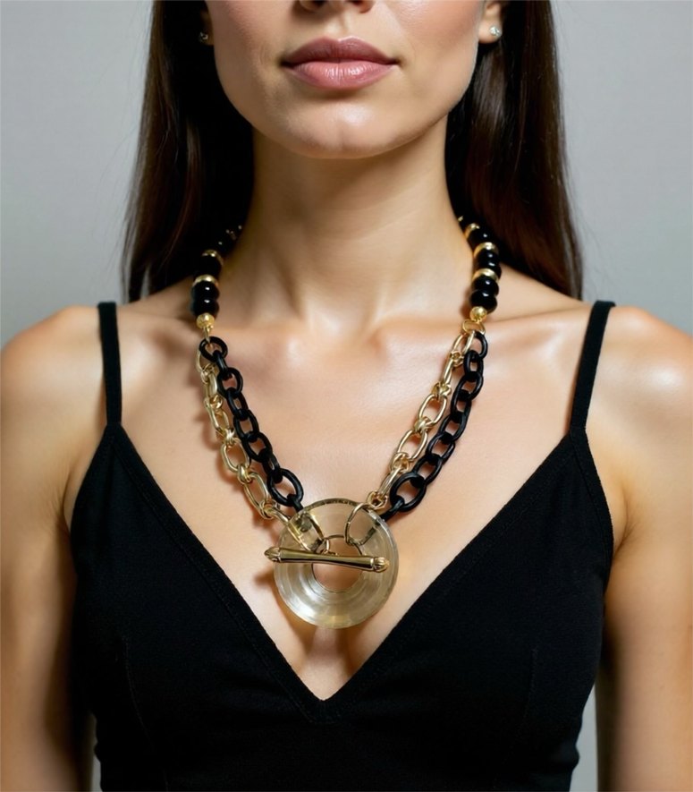 Etnik Desenli Siyah Boncuklu Kısa Kolye - Görsel 3