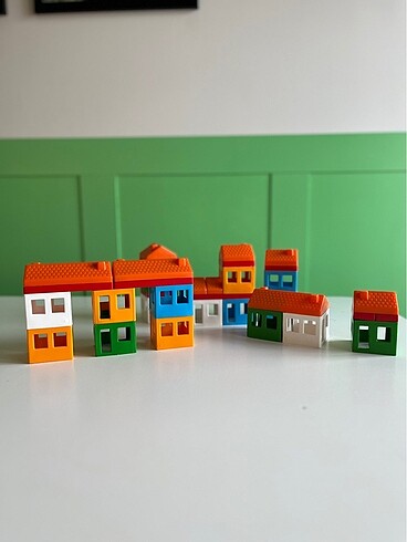 Pilsan mini kent çantalı lego seti 37 parça.