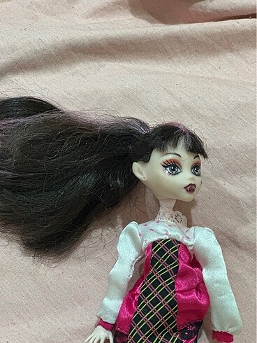 Beden Renk Monster High Draculaura