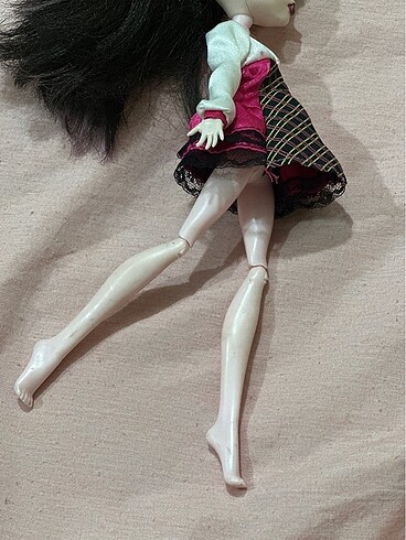 Beden Monster High Draculaura