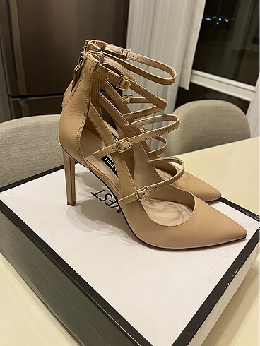 39 Beden Ninewest stiletto