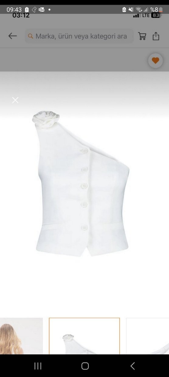 Tek Omuz Mini Beyaz Üst - Görsel 2