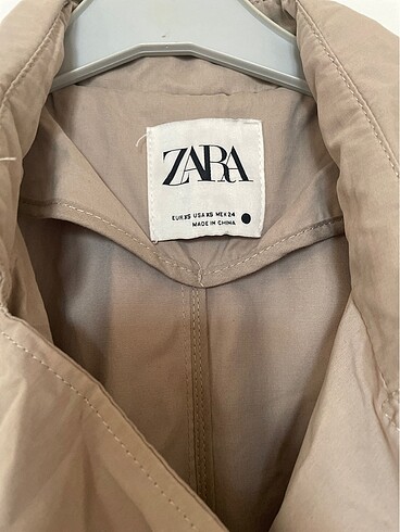 Zara Zara trenchcoat