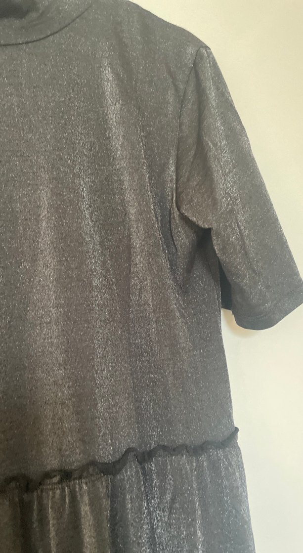 Uzun Siyah Keten Fırfırlı Elbise - Görsel 4