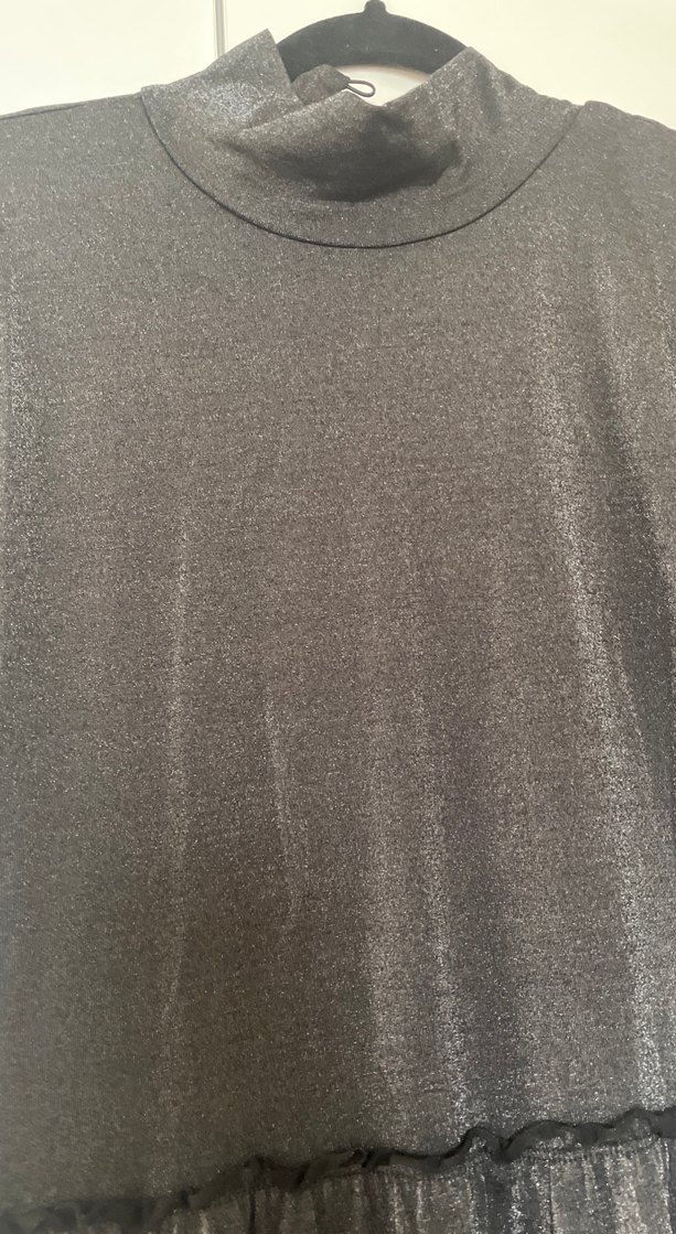 Uzun Siyah Keten Fırfırlı Elbise - Görsel 3