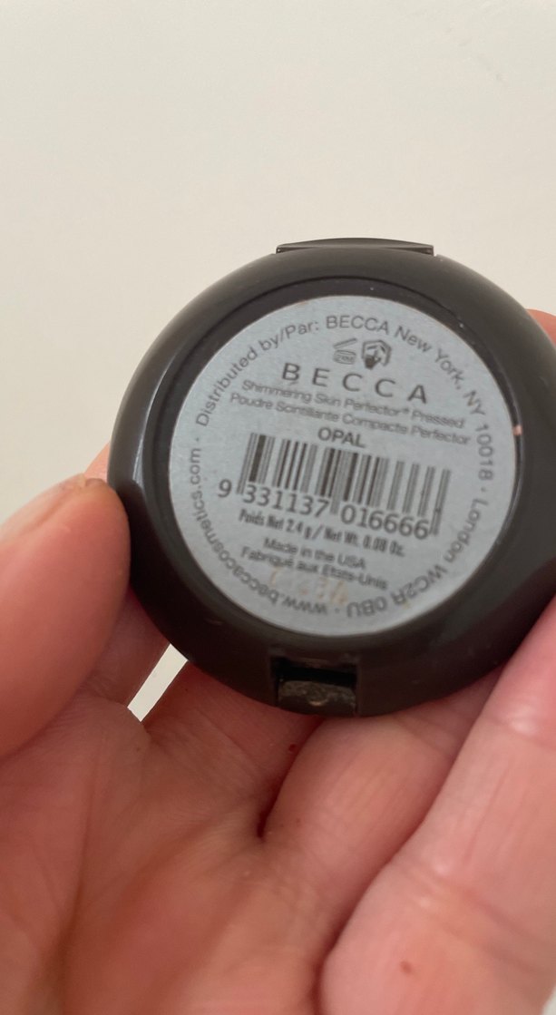 Becca Opal Aydınlatıcı Pudra - Görsel 5