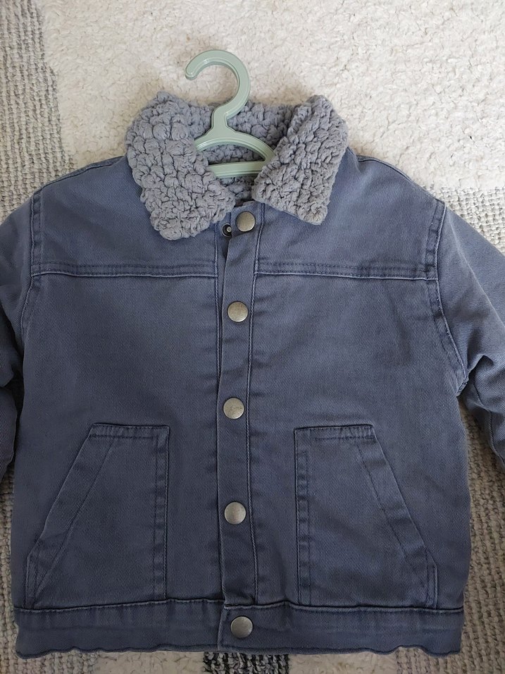 Gri Kürklü Erkek Çocuk Kot Ceket - Görsel 2