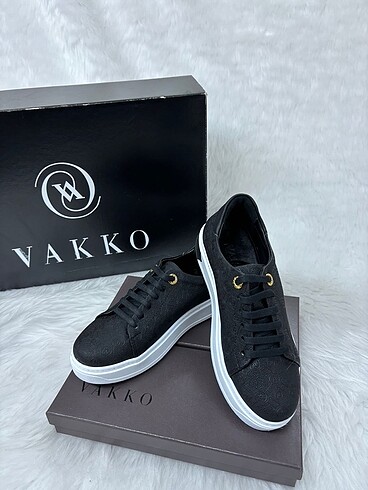 Vakko Vakko spor ayakkabı