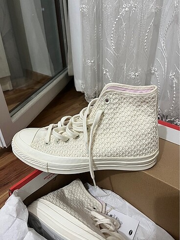 39,5 Beden beyaz Renk Converse Chuck 70 kadın ayakkabı