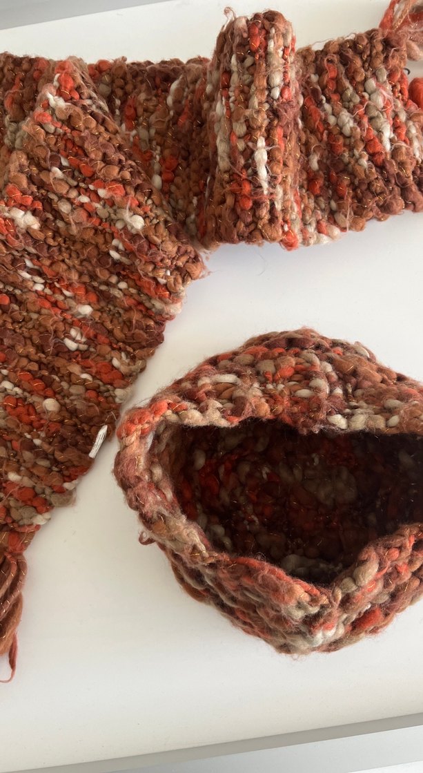 Bohem Tarzı Kahverengi ÖrgüBere ve Atkı Seti - Görsel 3