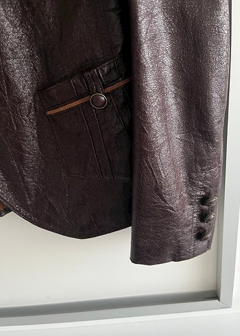 Düğmeli Kahverengi Deri görünümlü polyester ceket - Görsel 3