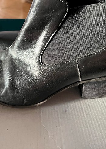 Siyah Deri Topuklu Kadın Botlar - Görsel 2