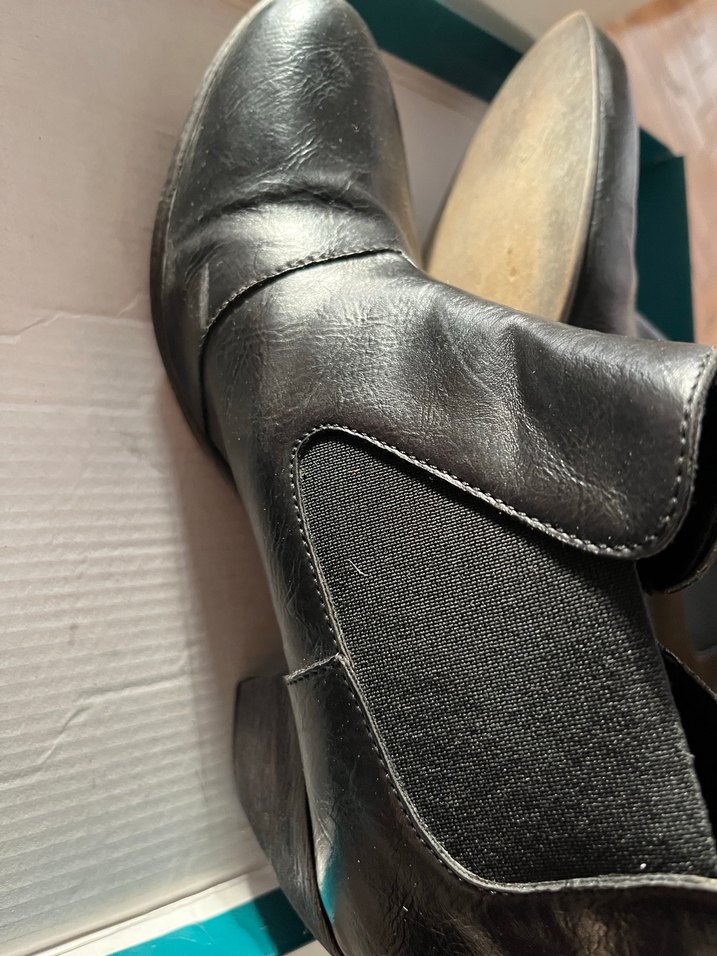 Siyah Deri Topuklu Kadın Botlar - Görsel 5