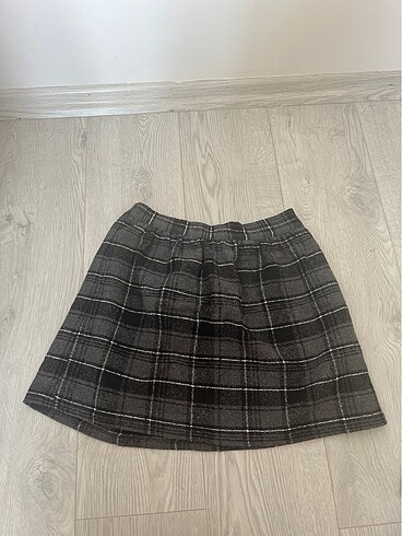 Bershka M-l uyumlu mini etek