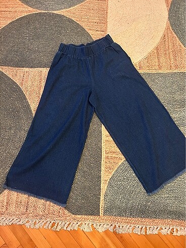 Beli lastikli lacivert bol pantolon