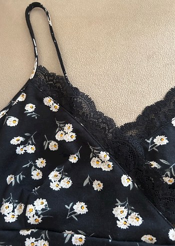 Sheinside Siyah Çiçek Desenli Vintage Bralet