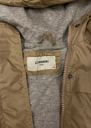 LC Waikiki Kadın yağmurluk