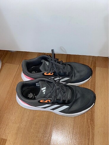 36 Beden Gri kadın orijinal spor ayakkabı