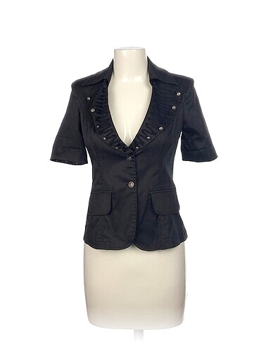 Diğer Blazer %70 İndirimli.