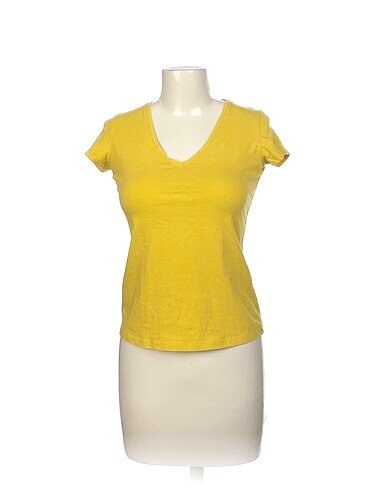 Diğer T-shirt %70 İndirimli.