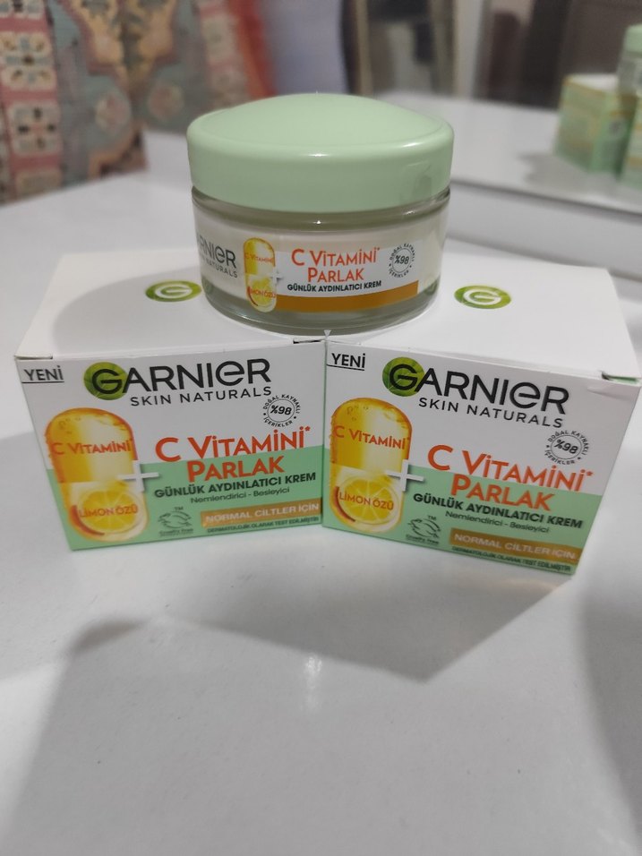 Garnier C Vitamini Parlak Aydınlatıcı Krem - Görsel 3
