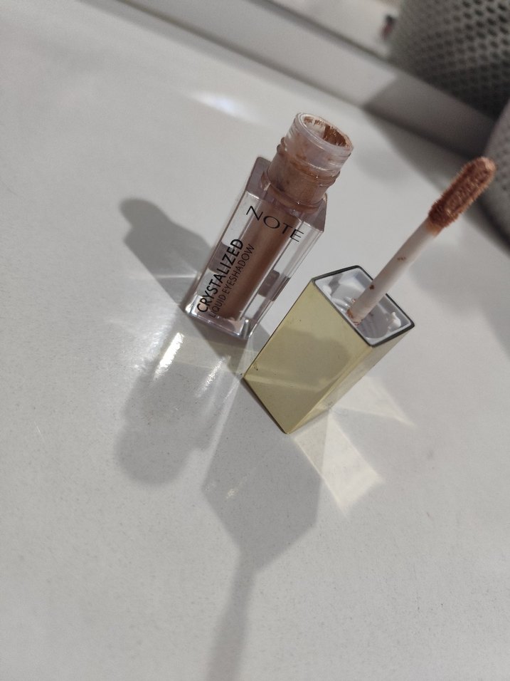 Bej Parlak Sivi göz farı - Görsel 3