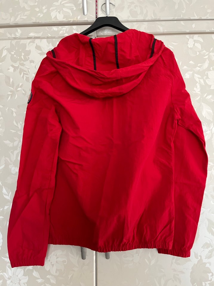 Kırmızı Kapüşonlu Fermuarlı Kadın Ceket - Görsel 3