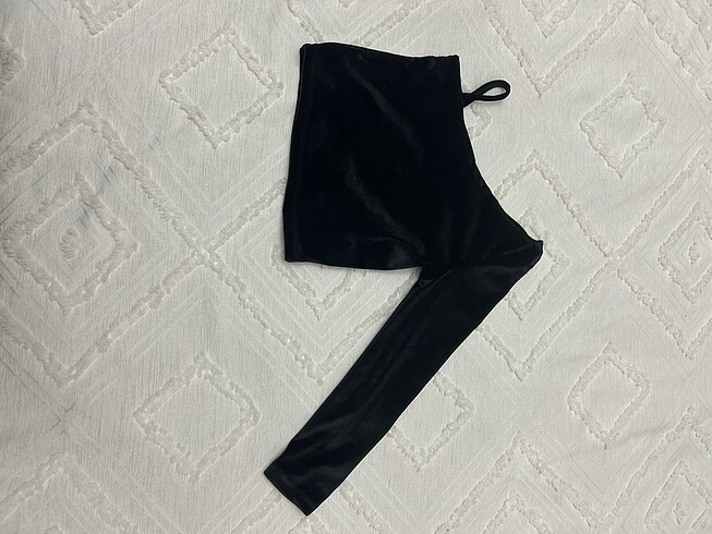 Siyah Kadife Tek Kollu Crop