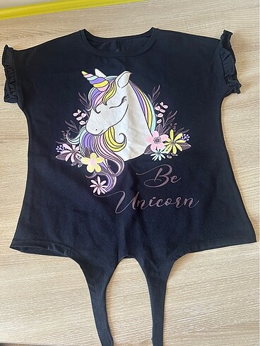 Unicornlu Siyah Tshirt