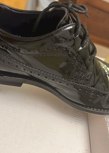 Parlak Siyah Rugan Erkek Çocuk Klasik Ayakkabı - Görsel 4