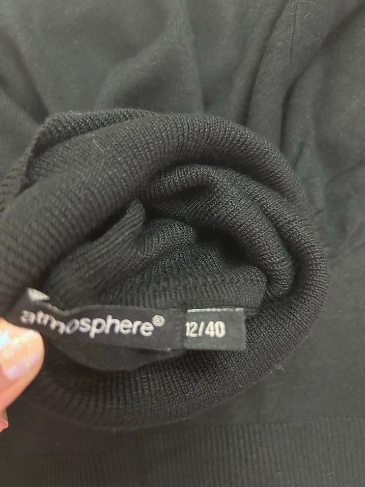 Siyah Boğazlı Kadın Kazak - Görsel 3