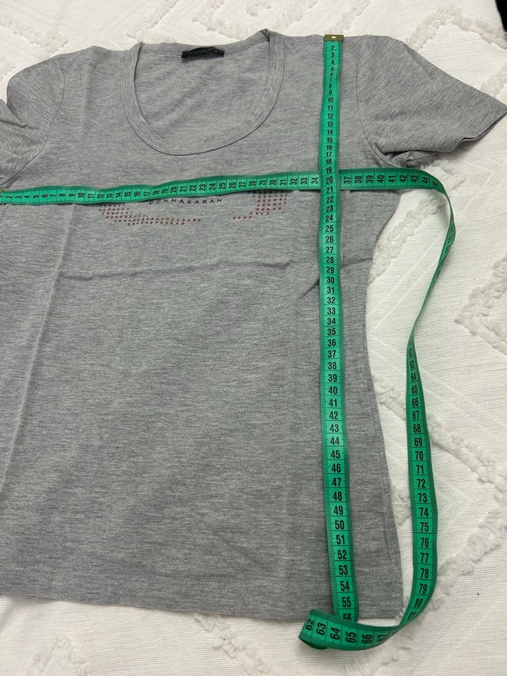 Gri ve Beyaz Kadın Kısa Kollu Tişört - Görsel 5