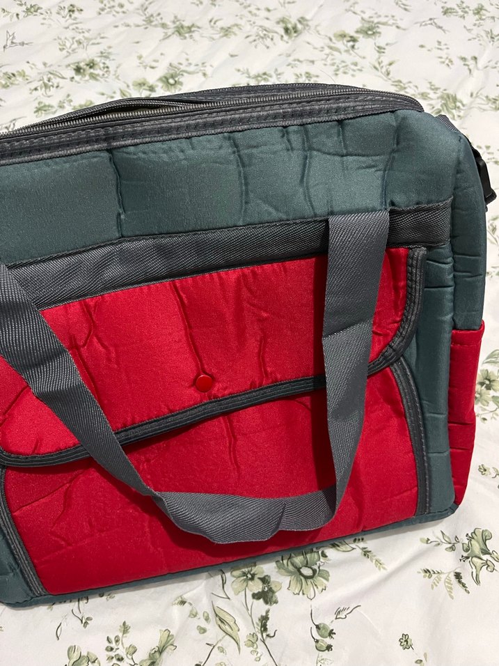 Kırmızı ve Gri Bebek Çantası - Görsel 3