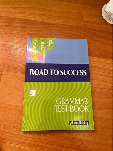 ROAD TO SUCCESS (grammar test book)