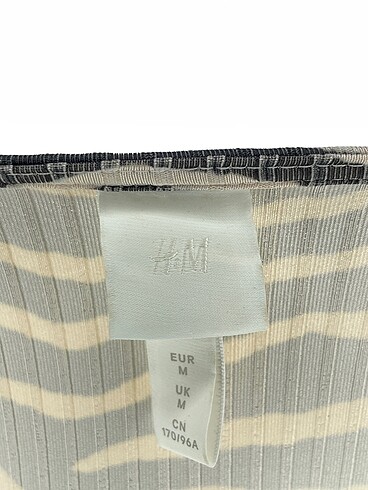 m Beden çeşitli Renk H&M Bluz %70 İndirimli.