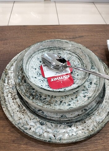 Yemek takımı 