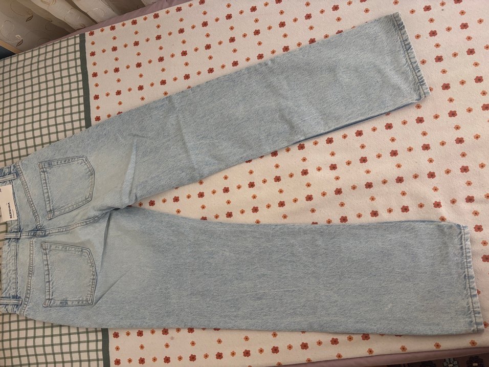 Bershka Açık Mavi Straight Jean — görsel 3/4