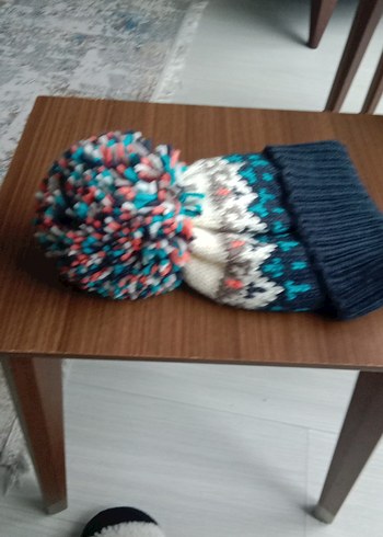 Renkli Örgü Ponponlu Kadın Bere - Görsel 2