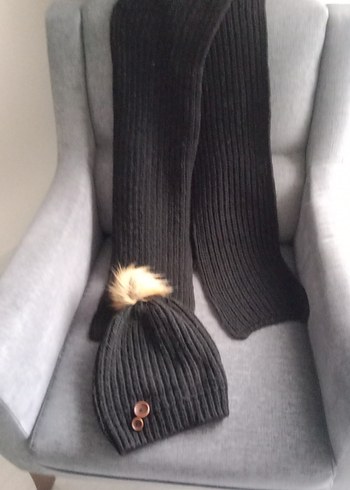 Siyah Örgü Yün kadın Bere ve Atkı Seti - Görsel 2