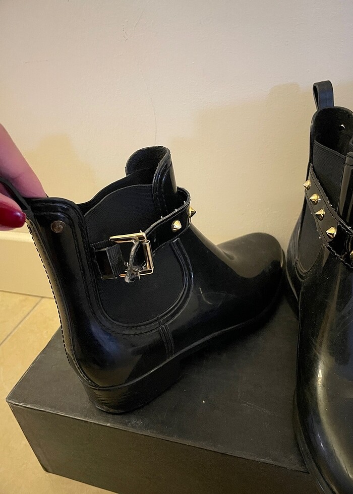 Zımbalı yağmurluk bot - Görsel 3