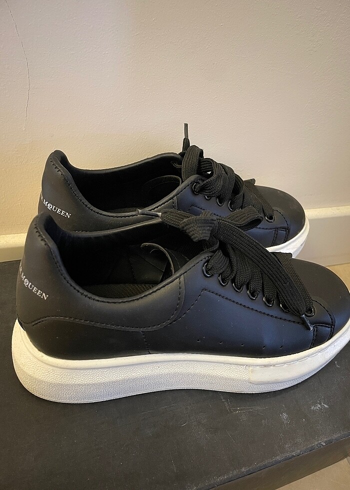 McQueen sahte - Görsel 2