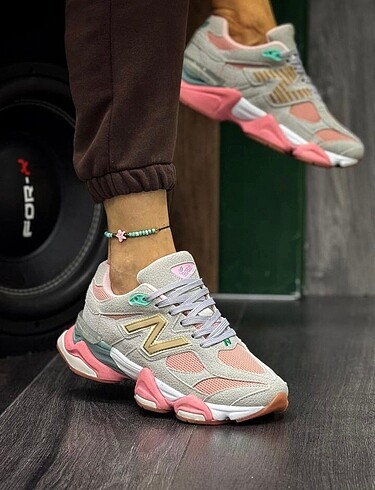 New Balance 9060 Spor Ayakkabı