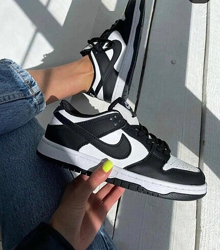 Nike Dunk Siyah Beyaz