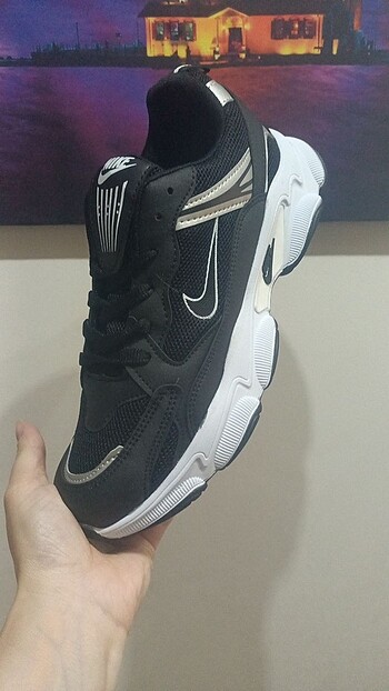 Nike Nike File 990