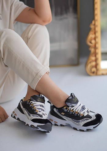 Skechers Dlites Runway