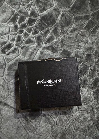 Yves Saint Laurent Kutu - Görsel 2