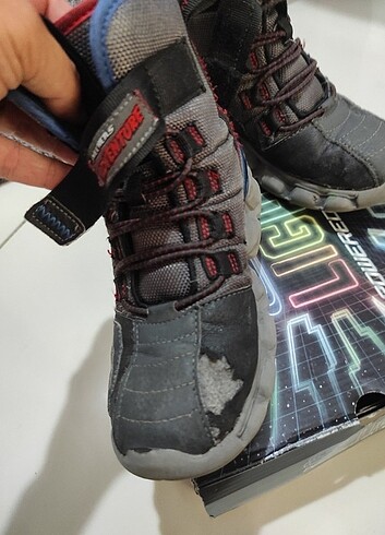 31 Beden Skechers 31 numara bot