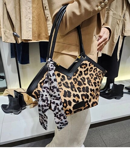 Mango Kanvas leopar çanta